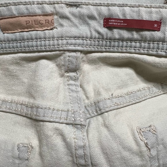 Anthropologie Pilcro Slim Boyfriend Distressed Light Wash Jeans 30 Women’s Blue - Picture 4 of 7